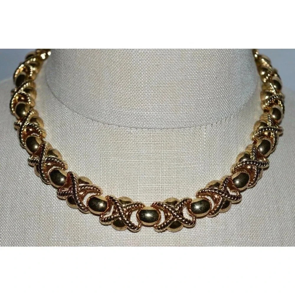 New Old Stock ERWIN PEARL Gold Tone Metal Choker